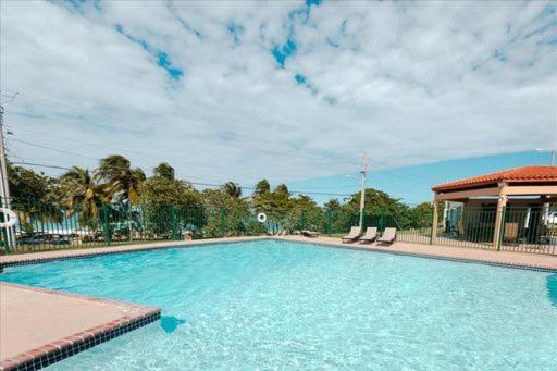 Oceania Apartments At Arecibo 681 Ocean Drive Exterior foto